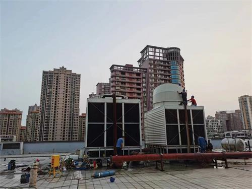 不銹鋼冷卻塔在使用時(shí)要注意哪些問題?(不銹鋼冷卻塔怎么選)